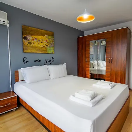 Serene Flat Close To In Muratpasa